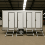 4 TOILETS